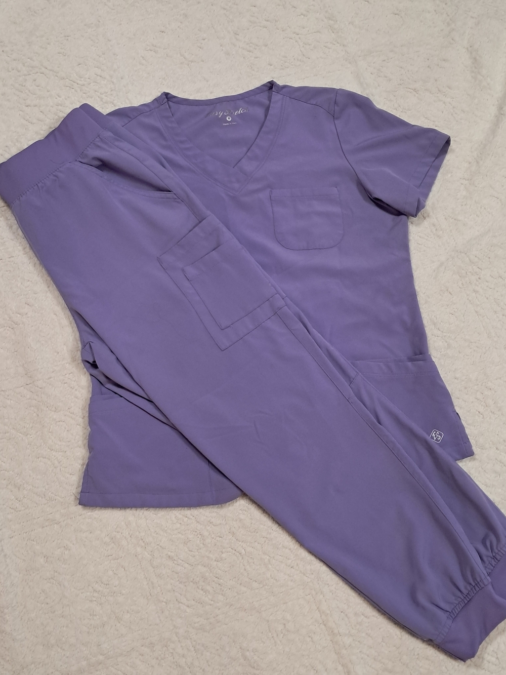 Ultra Light Violet Scrub Set